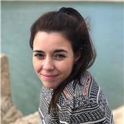 Busco mi propio material y dedico tiempo a cada clase según el/la alumno/a que tenga en ese momento