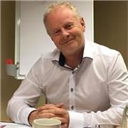 Native English Teacher from England focus on Business English