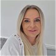 As a native French speaker with a passion for language education, I offer French lessons for primary and secondary school students