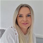 As a native French speaker with a passion for language education, I offer French lessons for primary and secondary school students