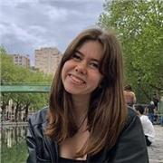 Étudiante en double cursus; une préparation au concours de Sciences Po ainsi qu’une licence AES à Marseille