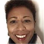 Sono insegnante di lingue con esperienza nell'insegnamento del portoghese come lingua madre e dell'inglese come seconda lingua.