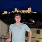 Profesor titulado en Filología Hispánica por la Universidad de Granada