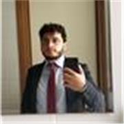 Laureato in giurisprudenza presso l'università degli studi di Palermo, da ripetizioni di qualsiasi Diritto, storia o filosofia