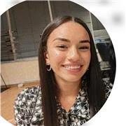 Estudiante de enfermería con experiencia como profesora de Biología, Química y Anatomía