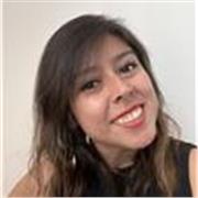 Profesora de matemática basica, magister en currículum y evaluacion