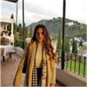 Soy graduada en el grado de Administración y Dirección de Empresas. A parte, tengo un máster por la EPAE, de Experto Asesor Contable, Fiscal y Laboral