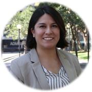 Maestra de apoyo escolar para nivel primaria, secundaria y preparatoria