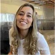 Professora com experiência internacional nos EUA