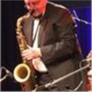 Lezioni di sassofono, clarinetto, flauto traverso, teoria e solfeggio, armonia e scrittura musicale