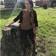 Insegnante offre lezioni ad alunni di scuola elementare e medie in tutte le materie. Per gli studenti di scuola secondaria di secondo grado nelle materie specifiche arte e letteratura