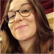 Laurea in Lingue Straniere, in possesso di certificazione C2 d'inglese. Impartisco lezioni private a discenti di lingua italiana