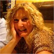 Se desideri studiare divertendoti con una vera conversazione in inglese, contattami e fammi sapere le tue esigenze.