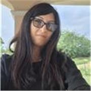 Ciao! Sono Stefania una ragazza appassionata e paziente, pronta ad aiutarti e a rendere lo studio un momento sereno ed efficace.