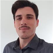 Profesor de castellano/catalán nativo graduado en Traducción ofrece clases particulares de idiomas