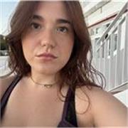 Profesora de lengua castellana y literatura para niños de primaria.