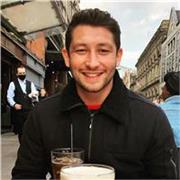 I'm 25 years old, I'm from Cannes and I gave some lessons in France for english people