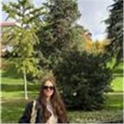 Soy Integradora Social y estudiante de Educación Social. He trabajado en colegios de Educación Especial y en Salud Mental