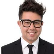 Acompañamiento personalizado para mejorar la empleabilidad, trabajando sobre la optimización del CV y perfil profesional