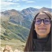 Laureata in Ingegneria impartisce lezioni di matematica, fisica e chimica a studenti di scuole medie e superiori