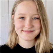 Étudiante d’origine d’Allemagne donne des cours d’allemand