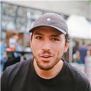 Directeur Artistique, Designer Graphique & Web Designer UI