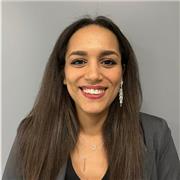 Ciao! Sono Cristina, e sono entusiasta di offrirti il mio aiuto come tutor per ripetizioni online per bambini.