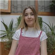 Profesora de Diseño Gráfico, vídeo y fotografía. Clases aptas para todas las edades y niveles.