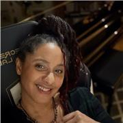 Professeur d'anglais diplômée expérimentée. Soutien aux adultes et étudiants. I provide what an app can't