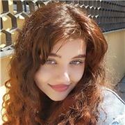 Soy una persona muy paciente y creativa, adoro trabajar con niños.