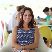 Insegnante laureata in lingue e culture per la comunicazione internazionale offre lezioni di inglese per ogni livello!