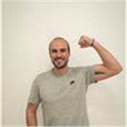 HOLA! Soy entrenador personal desde hace más de 5 años y licenciado en ualmente trabajo de manera online ayudando a gente a perder peso de una vez por todas