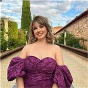 Se ofrecen clases de Historia, Lengua Castellana, Latín y Griego e inglés, para secundaria y Bachillerato. 