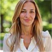 Profesora Titulada con más de 10 años de experiencia docente.