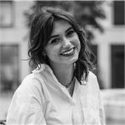 Etudiante pour l'aide aux devoirs et le soutien scolaire de la primaire à la cinquième/ philosophie pour le lycée
