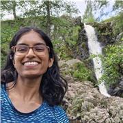 Medical student with maths and science tutoring experience