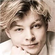 Physikstudent (1er-Abitur) Nachhilfe für alle Klassenstufen und in vielen Fächern