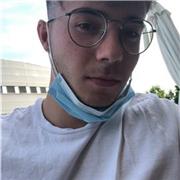 Titulat en Educació Primària, experiència en aules de 1r a 6è.