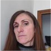 Vuoi fare conversazione? Prendere una Certificazione Cambridge? Passare l'IELTS? Vuoi un corso su misura per te? Vuoi Business English? Vuoi semplicemente migliorare il tuo inglese? Ho 10 anni di esperienza con l'insegnamento. Il materiale te lo fornisco 