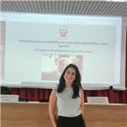 Graduada de un Máster da clases particulares de Inglés e Italiano
