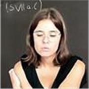 Librera y graduada en Comunicación. Clases online de Lengua, Literatura, Historia, Filosofía, Teatro e Inglés. ¡Primera gratis!