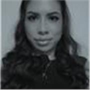 Maestra en Artes Visuales con formación complementaria en pedagogía para primera infancia