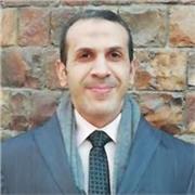 Arabic language expert with 20 years of experience in teaching in virtual classes