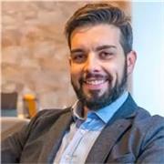 Profesor de tecnología e informática con amplios conocimientos y Master de Profesorado