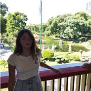 Estudiante de profesorado de ingles brinda tutorías a jóvenes y niños, de nivel primario y secundario