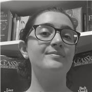 Studentessa di lettere classiche offre ripetizioni a studenti universitari e delle scuole superiori