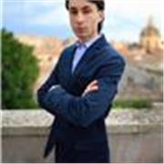 Laurendo in Giurisprudenza offre lezioni in diritto