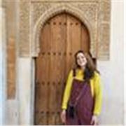 Psicóloga, educadora vincular felina, orientadora, manejo de la ansiedad y otras problemáticas diarias, acompañamiento en general.