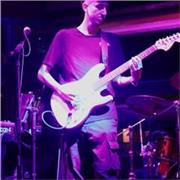 PROFESOR DE GUITARRA CLASES PRESENCIALES Y ONLINE PARA TODAS LAS EDADES