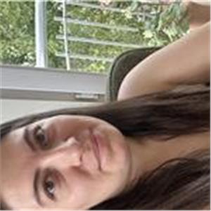 Hümeyra Akbulut